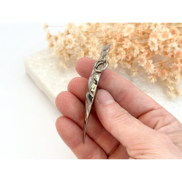 XL Parrot | Bird Figural Silver Toned Polished Vintage Statement Pendant - Picture 7 of 8